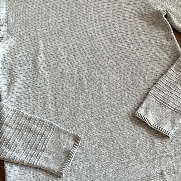 French Connection Textured Grey Sweater Cotton, Stretchy Women’s size Small EUC - Picture 2 of 7